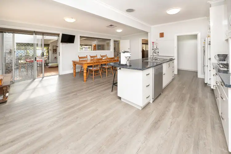 Fifth view of Homely house listing, 6 Milloo Crescent, Swan Hill VIC 3585