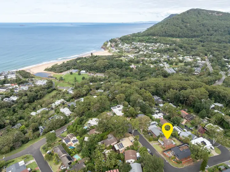 4 Cassandra Place, Stanwell Park NSW 2508