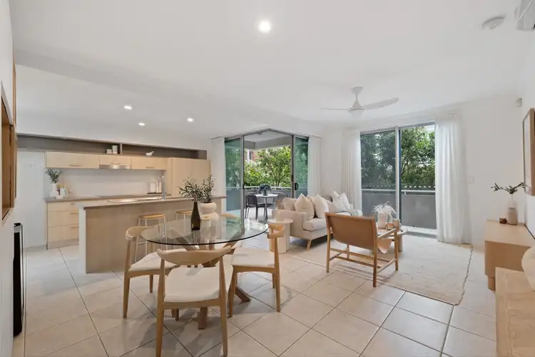 3/2304-2306 Gold Coast Highway, Mermaid Beach QLD 4218