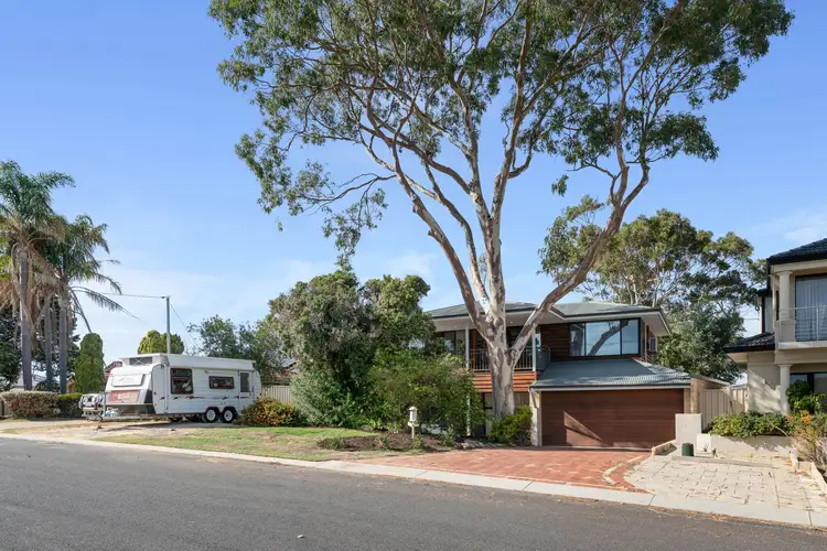 32 Oleander Way, Kallaroo WA 6025