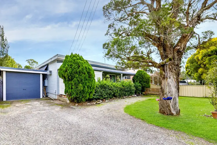11 Hughes Street