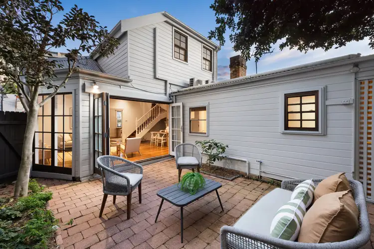 8 Oak Street, North Sydney NSW 2060
