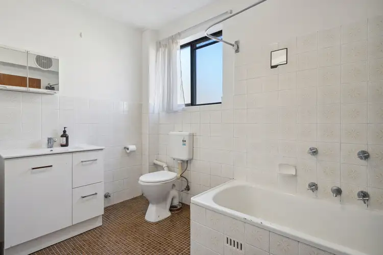 Fifth view of Homely apartment listing, 28/5 Hyndes Crescent, Holder ACT 2611