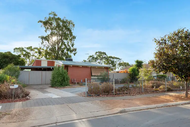33 Koongarra Crescent, Munno Para SA 5115