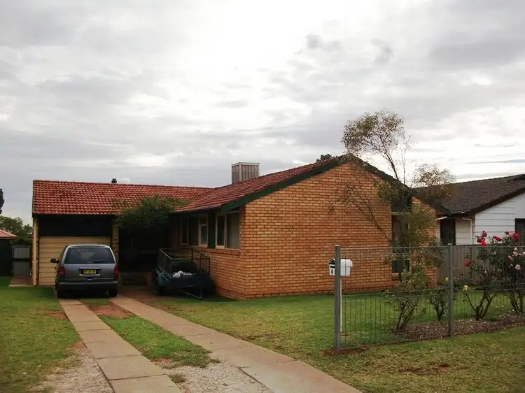 Second view of Homely house listing, 4 Sealey Street, Condobolin NSW 2877