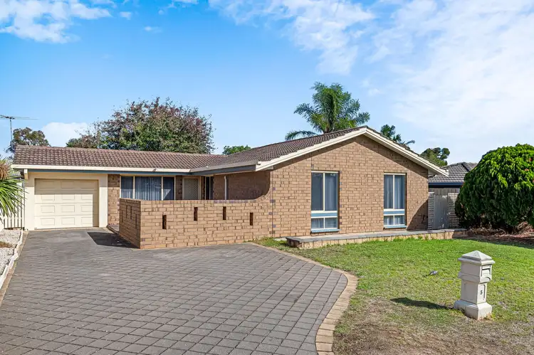 5 Henry Court, Morphett Vale SA 5162