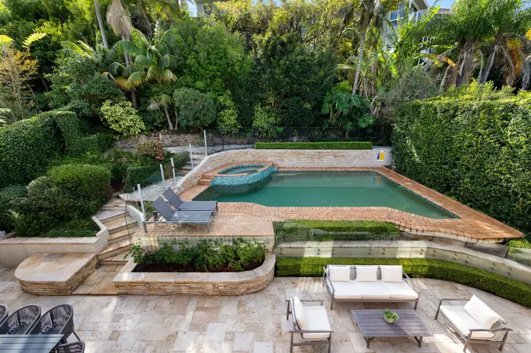 11 The Bulwark, Castlecrag NSW 2068