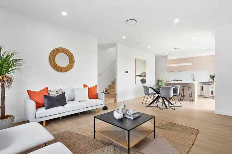 2/5 Terry Avenue, Warilla NSW 2528