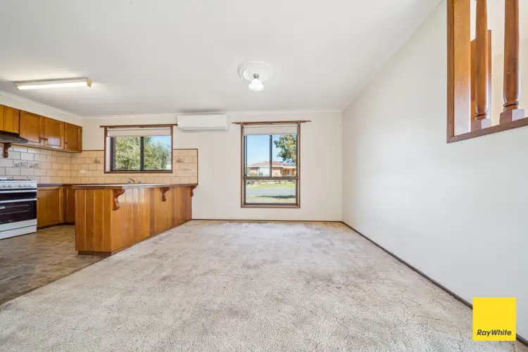 Fifth view of Homely house listing, 1/17 Odea Crescent, Kangaroo Flat VIC 3555