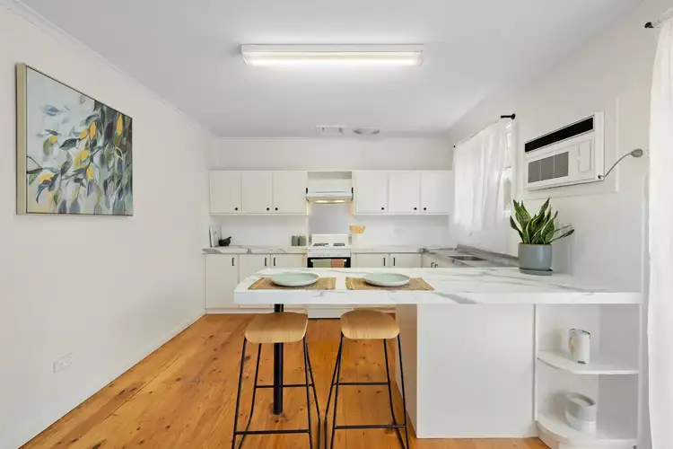 11 Adrian Street, Christie Downs SA 5164