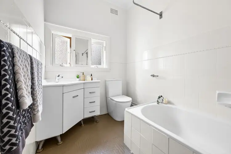 Fifth view of Homely apartment listing, 13/810 Military Road, Mosman NSW 2088