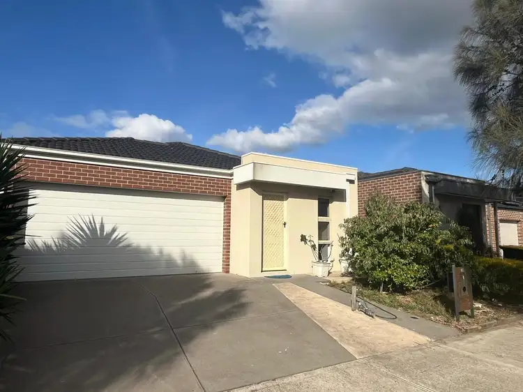 12 BARNSLEY Street, Truganina VIC 3029