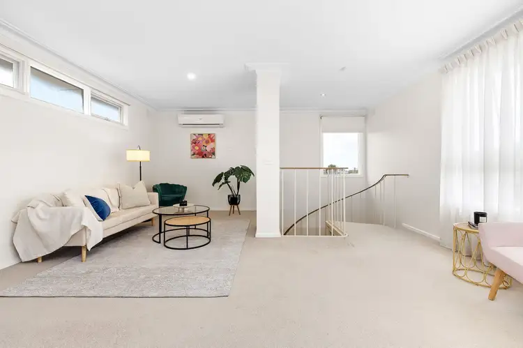 Fifth view of Homely house listing, 15 Palm Beach Crescent, Mount Waverley VIC 3149