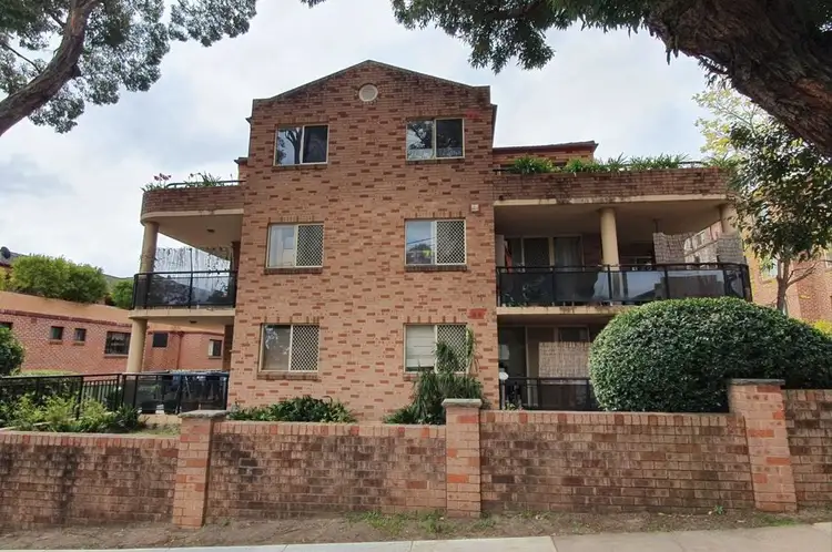 8/6-8 Cairns Street, Riverwood NSW 2210