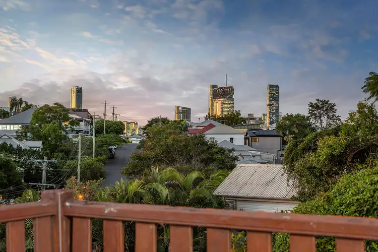 148 Gladstone Road, Highgate Hill QLD 4101