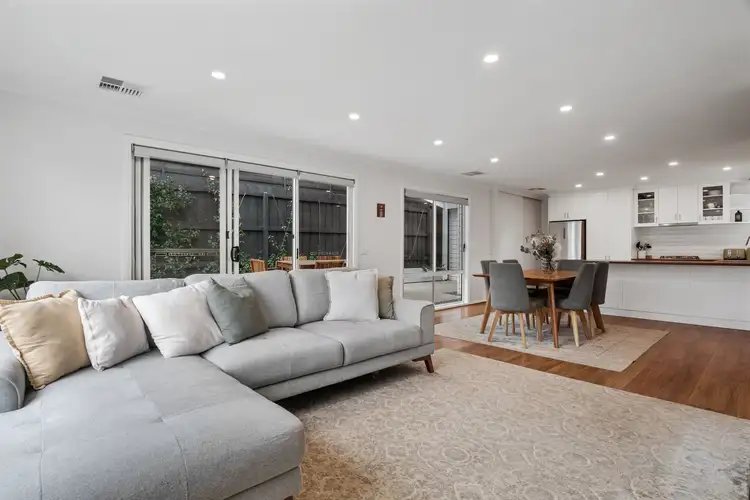 Main view of Homely unit listing, 3/14 Monteith Crescent, Endeavour Hills VIC 3802