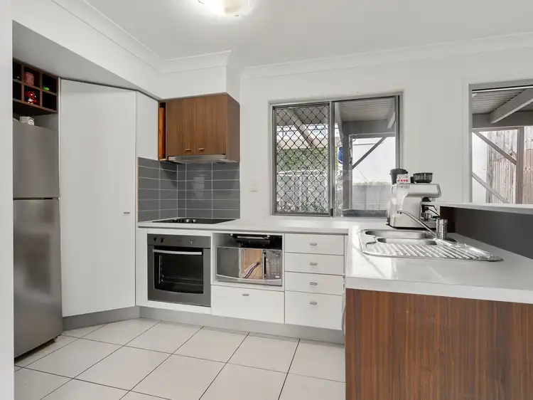 Third view of Homely townhouse listing, 7/8 Eric Road, Holland Park QLD 4121