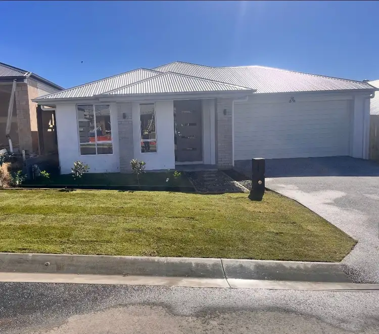 62 Tomaree Road, White Rock QLD 4306
