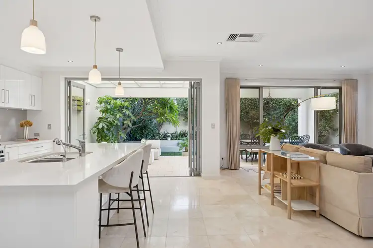 11B Hanlin Street, Mosman Park WA 6012