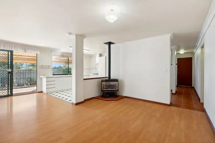 7 Gotland Court, Stratton WA 6056