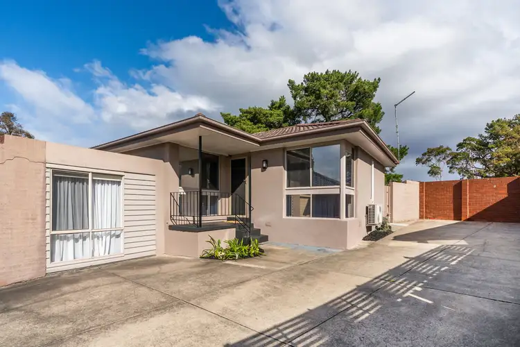3/4 Clarinda Street, Somerville VIC 3912