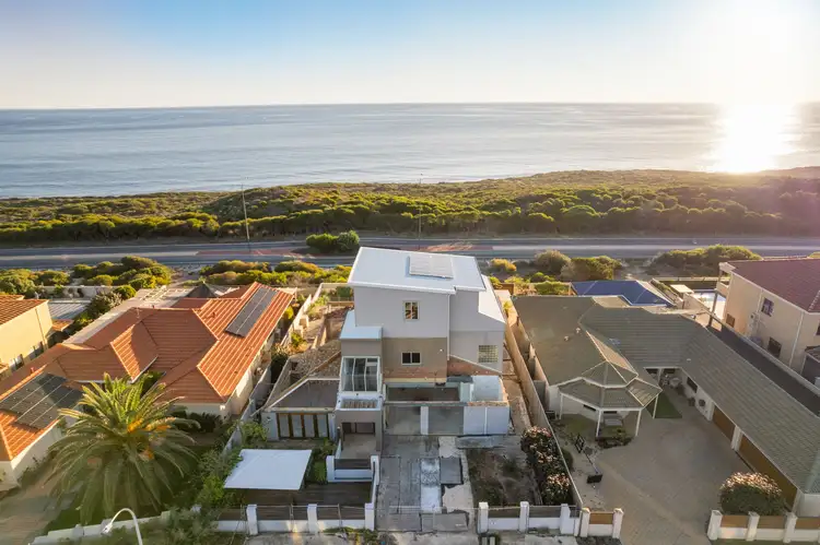 10 Mabena Place, Ocean Reef WA 6027