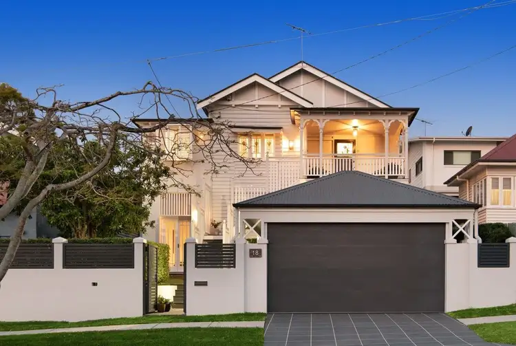 18 Brae Street, Coorparoo QLD 4151