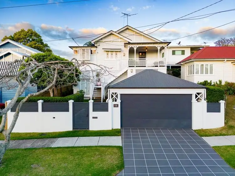 18 Brae Street, Coorparoo QLD 4151