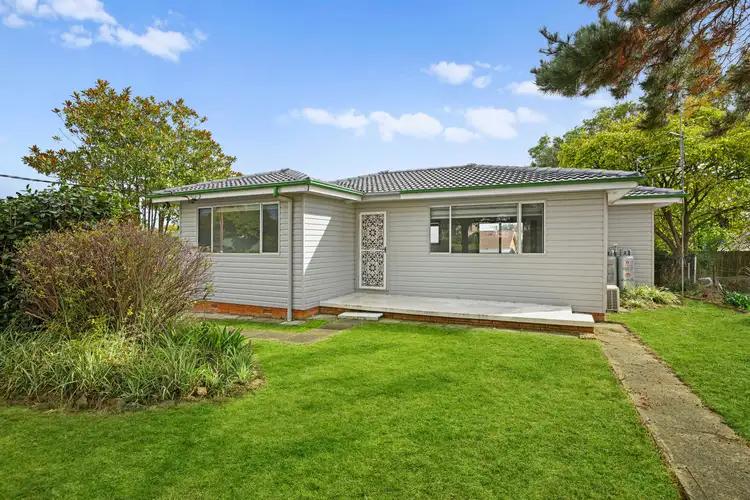 10 Emily Street, Hill Top NSW 2575