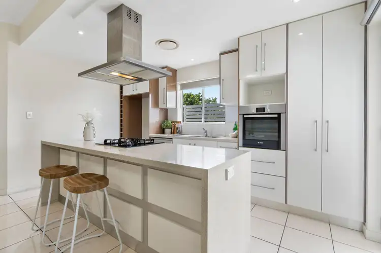 2/47 Coonan Street, Indooroopilly QLD 4068