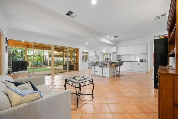 Fifth view of Homely house listing, 6 Velsheda Green, Ocean Reef WA 6027