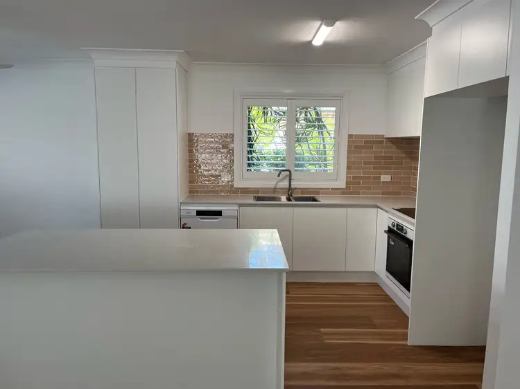 2/4 Urara Street, Yamba NSW 2464