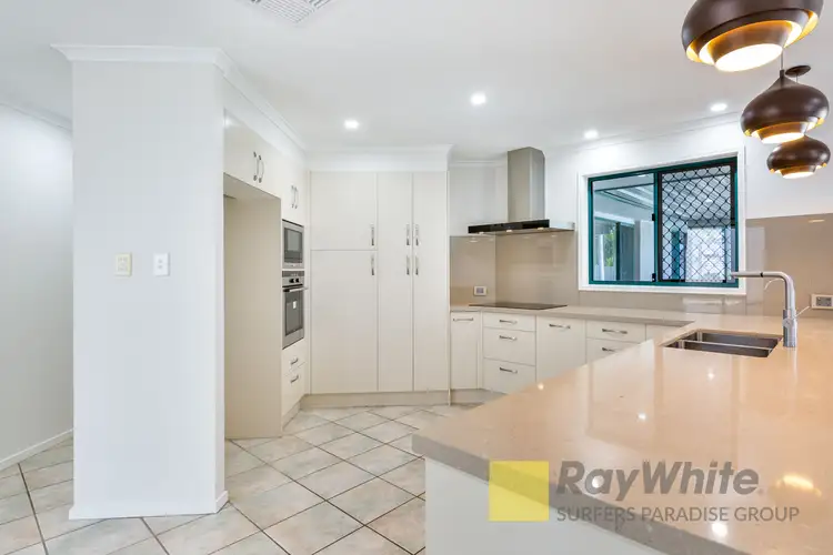 6 Leeds Close, Arundel QLD 4214