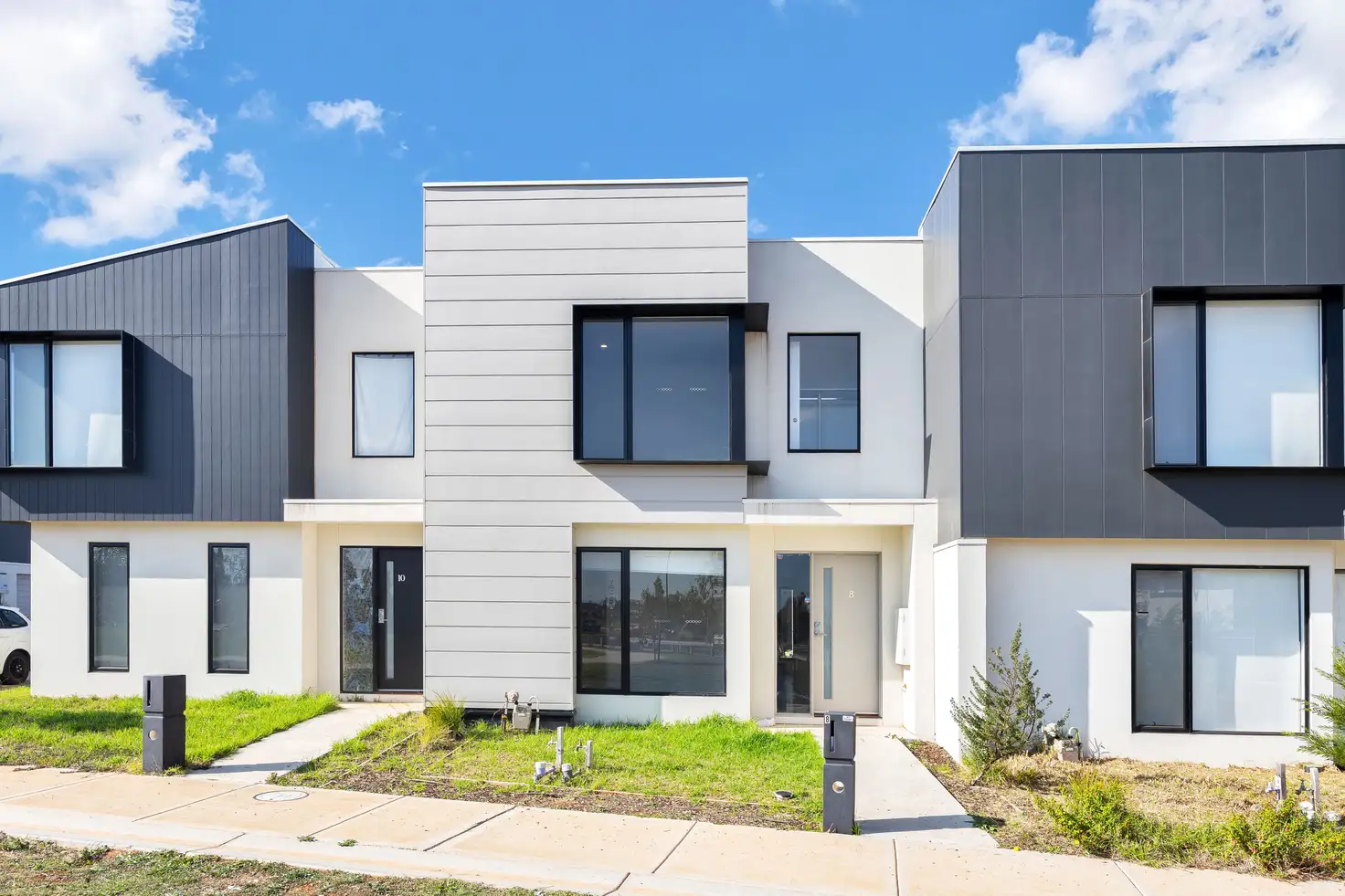 Main view of Homely house listing, 8 Odsal Walk, Strathtulloh VIC 3338