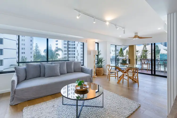 10/10 Albert Avenue, Broadbeach QLD 4218