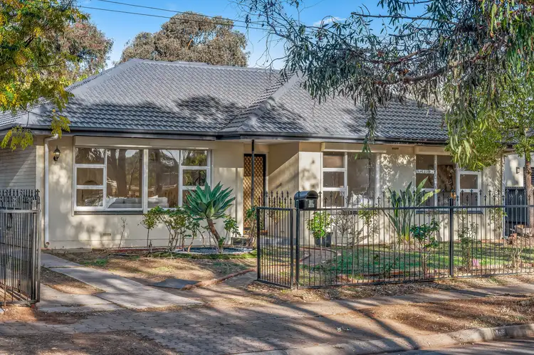 18 Tallering Avenue, Pooraka SA 5095