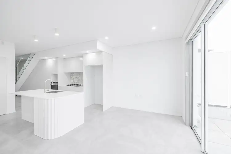 8/18A Falcon Street, Shellharbour City Centre NSW 2529
