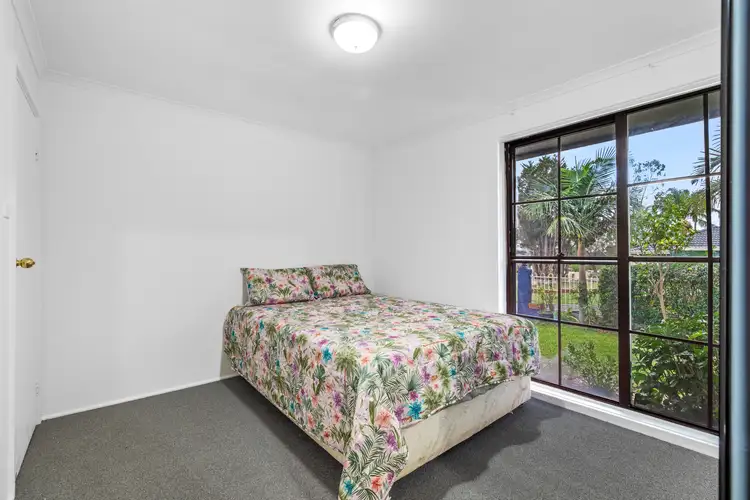 Fifth view of Homely house listing, 2 Ferdinand Place, Rosemeadow NSW 2560