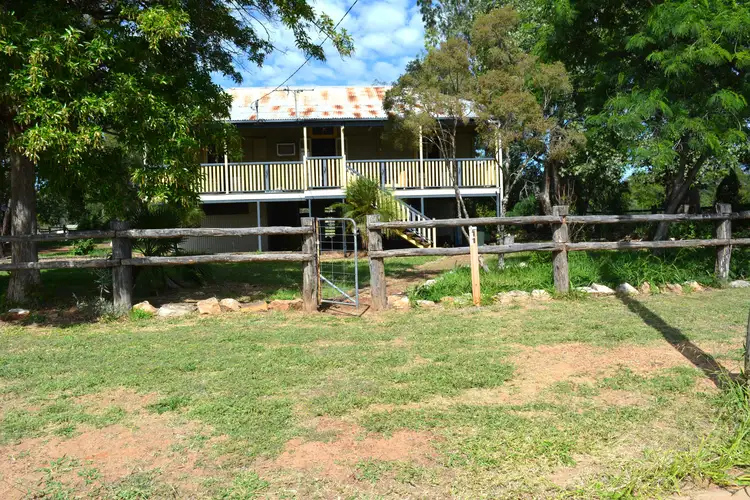 11 Tyndall Street, Jericho QLD 4728