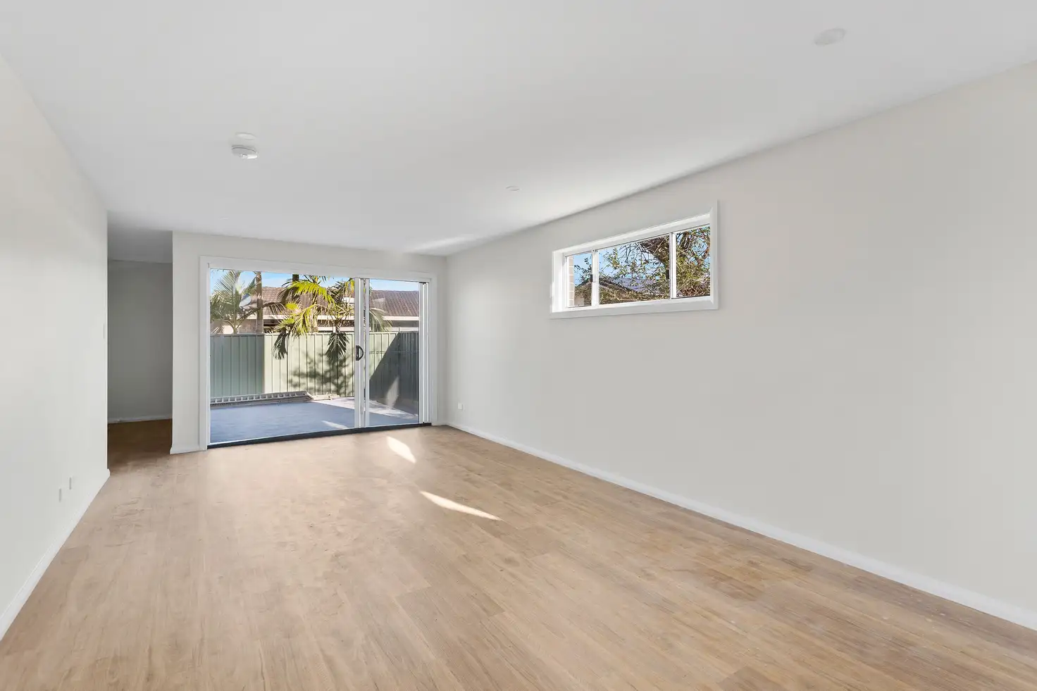 Main view of Homely townhouse listing, 5/195 Tongarra Road, Albion Park NSW 2527