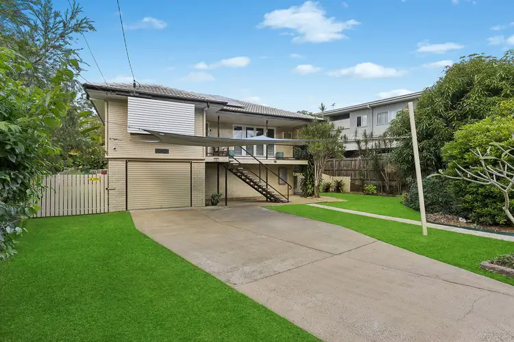 66 Vivian Street, Tennyson QLD 4105