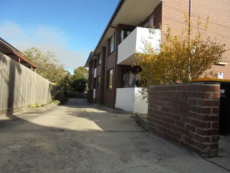 2/4 Edith Street, Dandenong VIC 3175