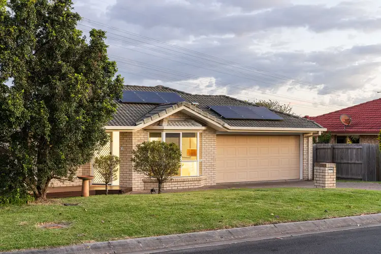 19 Chapman Place, Oxley QLD 4075