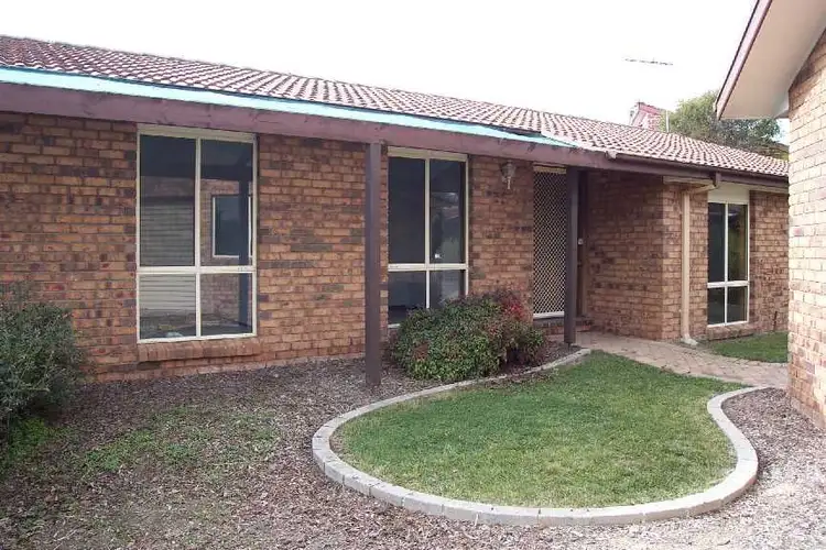 27 Brudenell Drive, Jerrabomberra NSW 2619