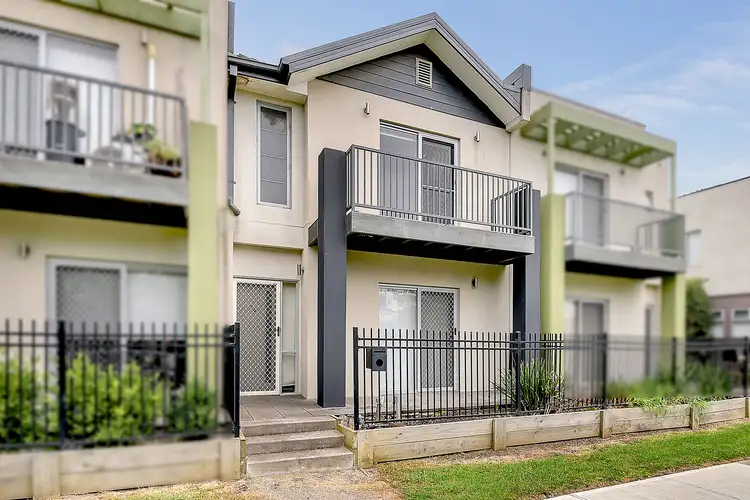 24/60 Cradle Mountain Drive, Craigieburn VIC 3064