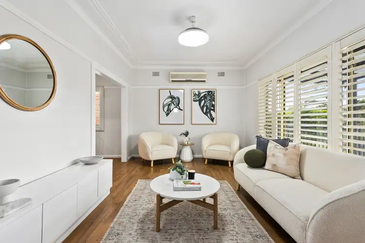 222 Gladstone Avenue, Mount Saint Thomas NSW 2500