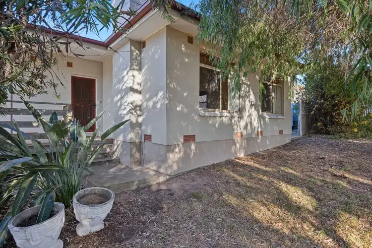 24 Carfax Street, Port Elliot SA 5212