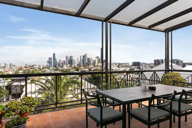 Second view of Homely house listing, 4 Ellis Street, Teneriffe QLD 4005