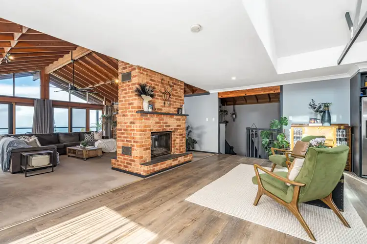 Fifth view of Homely house listing, 9 Frederick Place, Kurrajong Heights NSW 2758