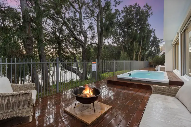 9A Headland Parade, Barrack Point NSW 2528